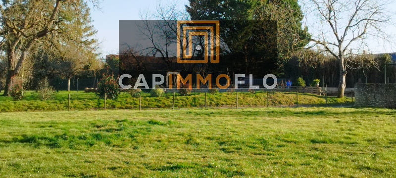 TERRAIN CONSTRUCTIBLE A VENDRE.&nbsp;(SOUVIGNY DE TOURAINE)